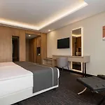 Ft Lotus Thermal Hotel&spa Trademark Collection By Wyndham Hotel Menemen