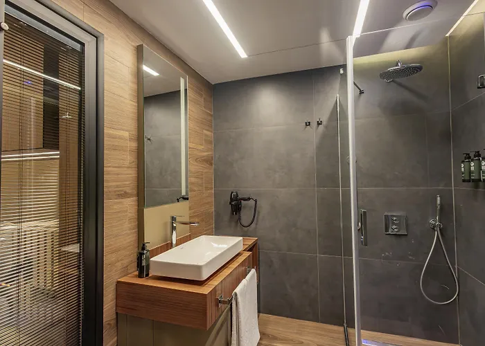 Ft Lotus Thermal Hotel&spa Trademark Collection By Wyndham Menemen