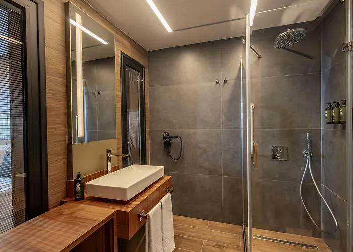 Отель Ft Lotus Thermal Hotel&spa Trademark Collection By Wyndham 4*