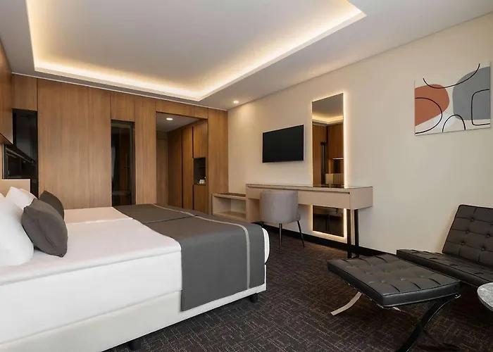 Ft Lotus Thermal Hotel&spa Trademark Collection By Wyndham Hotel Menemen